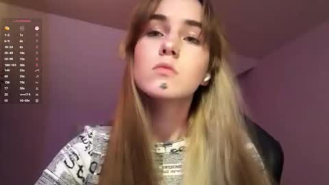 Snapshot of olliefadeley chatting on 09-25-25, 12:42 Mila online show from 09-25-25, 12:42