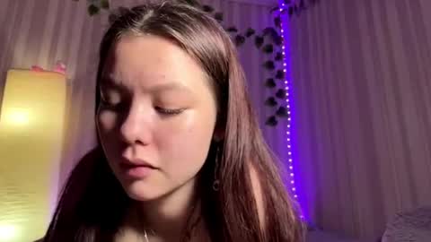 Emma online show from 05-07-26, 11:04