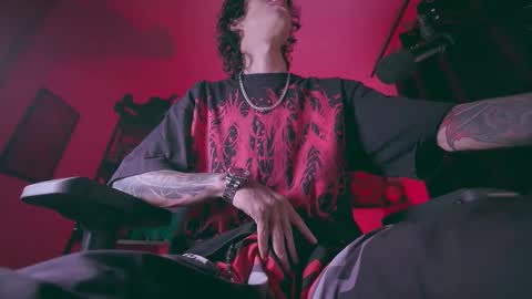     online show from 03-02-26, 03:52