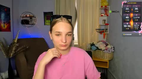 Ollivia online show from 05-26-26, 05:58