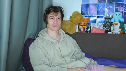 Tony online show from 11-09-25, 04:33