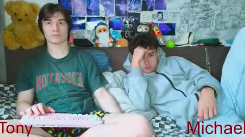 Snapshot of ololkd chatting on 12-05-25, 09:18 Tony online show from 12-05-25, 09:18