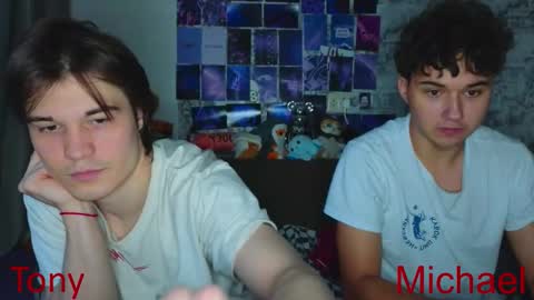 Snapshot of ololkd chatting on 12-18-25, 12:44 Tony online show from 12-18-25, 12:44