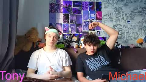 Snapshot of ololkd chatting on 02-04-26, 09:26 Tony online show from 02-04-26, 09:26