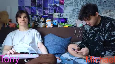 Snapshot of ololkd chatting on 02-05-26, 10:42 Tony online show from 02-05-26, 10:42