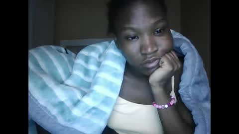 Snapshot of olwami4 chatting on 03-08-26, 12:52 olwami4 online show from 03-08-26, 12:52