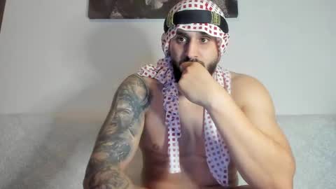 Snapshot of omar_xoxo chatting on 09-23-25, 08:56 Omar online show from 09-23-25, 08:56