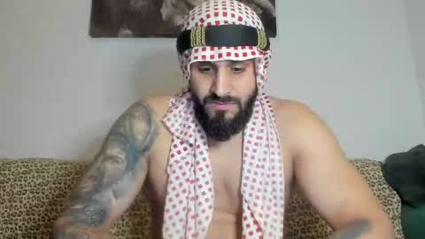Snapshot of omar_xoxo chatting on 10-02-25, 08:16 Omar online show from 10-02-25, 08:16