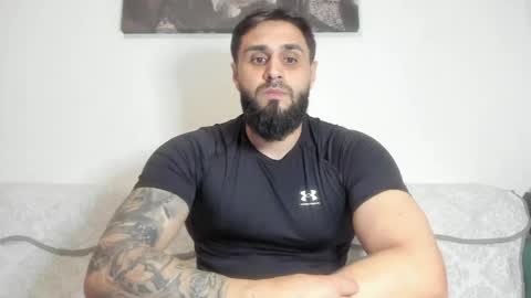 Snapshot of omar_xoxo chatting on 05-11-26, 09:12 Omar online show from 05-11-26, 09:12