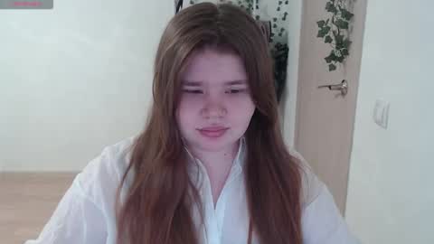 Snapshot of omellyoo chatting on 03-02-26, 06:15 MellY online show from 03-02-26, 06:15