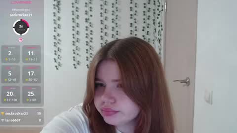 Snapshot of omellyoo chatting on 07-11-26, 10:44 MellY online show from 07-11-26, 10:44