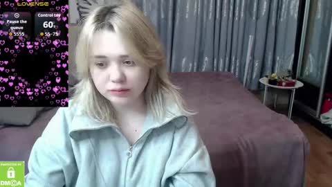 Snapshot of omg_itsperfect chatting on 02-11-26, 08:25 Fina online show from 02-11-26, 08:25