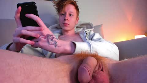 Snapshot of omg_pie chatting on 12-20-24, 11:10 Mars online show from 12-20-24, 11:10