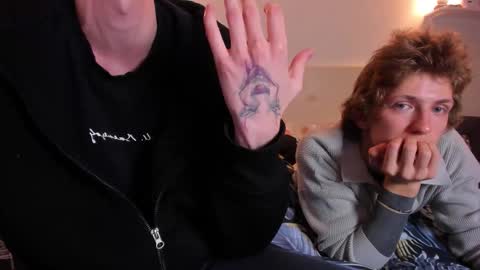 Snapshot of omg_pie chatting on 10-14-25, 09:26 Mars online show from 10-14-25, 09:26