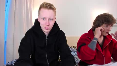 Snapshot of omg_pie chatting on 11-14-25, 09:19 Mars online show from 11-14-25, 09:19