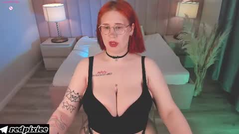 your Pixie  online show from 07-25-26, 05:38