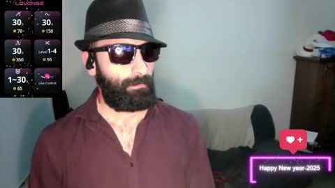 Snapshot of ona_nisme chatting on 01-01-25, 05:22 ona nisme online show from 01-01-25, 05:22