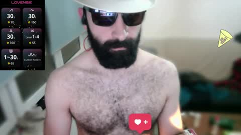 Snapshot of ona_nisme chatting on 11-15-25, 06:00 ona nisme online show from 11-15-25, 06:00