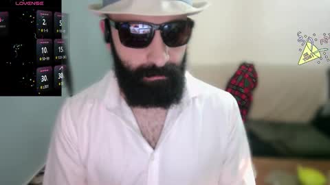 Snapshot of ona_nisme chatting on 12-01-25, 05:23 ona nisme online show from 12-01-25, 05:23