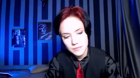 Snapshot of onaloon chatting on 09-25-25, 01:31 onaloon online show from 09-25-25, 01:31