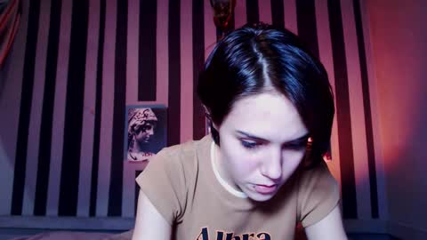 Snapshot of onaloon chatting on 02-14-26, 04:31 onaloon online show from 02-14-26, 04:31