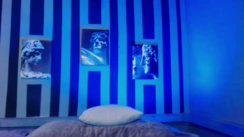 Snapshot of onaloon chatting on 03-11-26, 02:28 onaloon online show from 03-11-26, 02:28