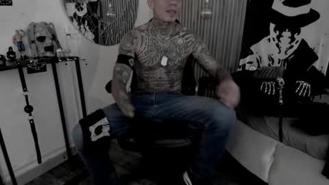     ... online show from 03-10-26, 08:14