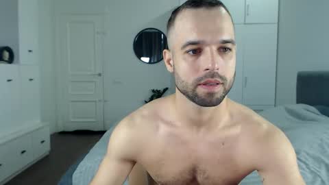 onebestlover online show from 09-25-25, 08:40