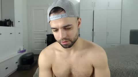 onebestlover online show from 04-25-26, 08:39