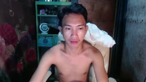 Snapshot of onebigloadxxx chatting on 01-01-25, 08:35 Wyn Will serve you and be your slave online show from 01-01-25, 08:35