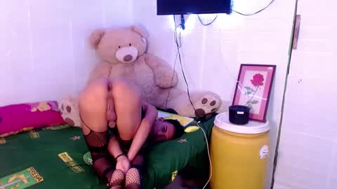 Snapshot of onebigloadxxx chatting on 03-11-25, 04:54 Wyn Will serve you and be your slave online show from 03-11-25, 04:54