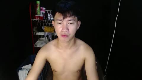 Snapshot of onebigloadxxx chatting on 11-18-25, 06:01 Wyn Will serve you and be your slave online show from 11-18-25, 06:01