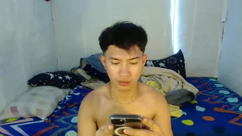 Snapshot of onebigloadxxx chatting on 01-15-26, 11:37 Wyn Will serve you and be your slave online show from 01-15-26, 11:37