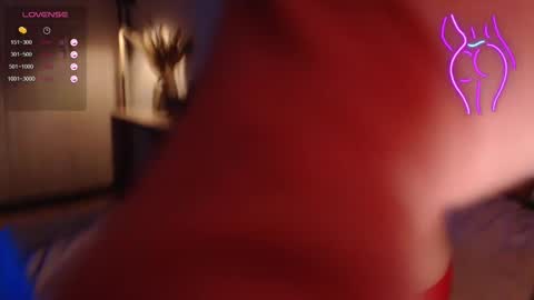 Snapshot of onehotbigass chatting on 01-27-25, 01:09 ONLINE online show from 01-27-25, 01:09