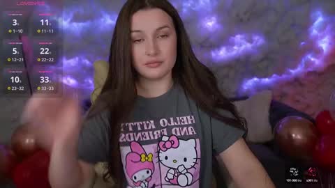 Snapshot of onelaya chatting on 02-12-25, 11:20 L A Y A online show from 02-12-25, 11:20