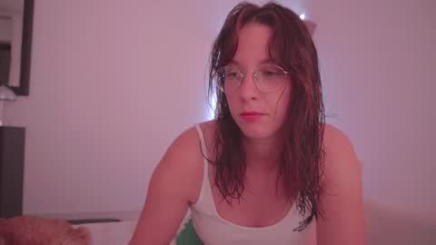 Snapshot of onelittlemermaid chatting on 02-26-26, 10:42 Ariel online show from 02-26-26, 10:42