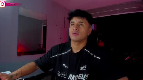 YIN MIGUEL online show from 02-18-25, 02:38