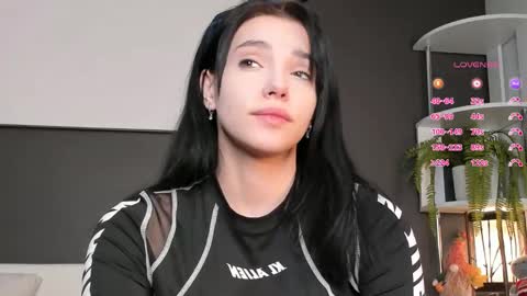 Snapshot of onemoreecall chatting on 01-22-25, 12:49 Lexi online show from 01-22-25, 12:49