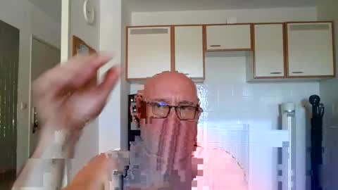 Snapshot of onemoretimebis chatting on 06-03-26, 04:01 Onemoretimebis online show from 06-03-26, 04:01