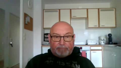 Snapshot of onemoretimebis chatting on 06-11-26, 06:44 Onemoretimebis online show from 06-11-26, 06:44