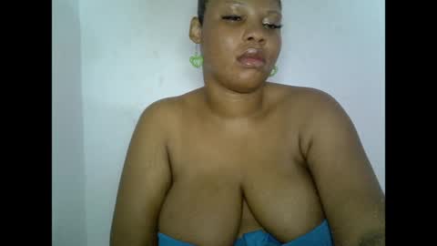 Snapshot of oneofdbestchubbygaloncb chatting on 05-07-26, 03:12 oneofdbestchubbygaloncb online show from 05-07-26, 03:12