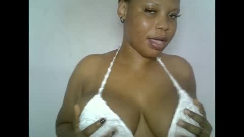 Snapshot of oneofdbestchubbygaloncb chatting on 05-14-26, 06:31 oneofdbestchubbygaloncb online show from 05-14-26, 06:31