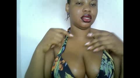 Snapshot of oneofdbestchubbygaloncb chatting on 05-27-26, 02:19 oneofdbestchubbygaloncb online show from 05-27-26, 02:19