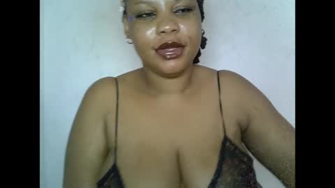 Snapshot of oneofdbestchubbygaloncb chatting on 06-05-26, 06:52 oneofdbestchubbygaloncb online show from 06-05-26, 06:52