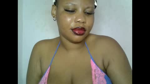 Snapshot of oneofdbestchubbygaloncb chatting on 06-06-26, 02:55 oneofdbestchubbygaloncb online show from 06-06-26, 02:55