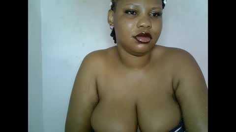 Snapshot of oneofdbestchubbygaloncb chatting on 06-09-26, 02:56 oneofdbestchubbygaloncb online show from 06-09-26, 02:56