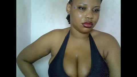 Snapshot of oneofdbestchubbygaloncb chatting on 06-10-26, 04:45 oneofdbestchubbygaloncb online show from 06-10-26, 04:45