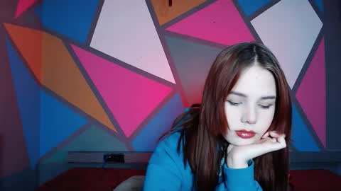 onessandra online show from 11-20-25, 06:57