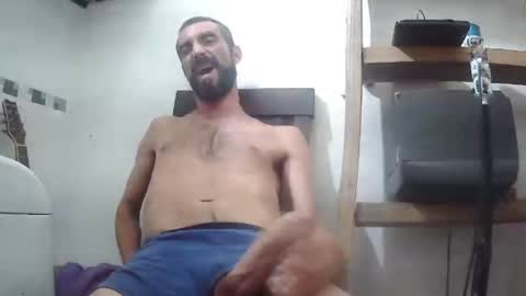 Snapshot of onfirebigman chatting on 01-03-25, 06:01 Giorgeo Armani online show from 01-03-25, 06:01