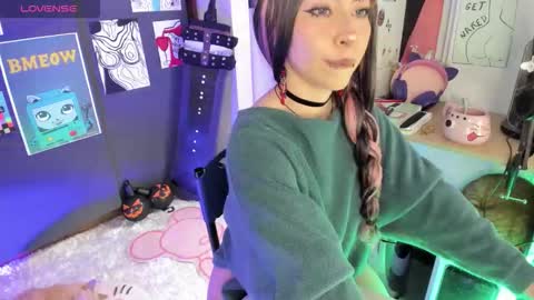 Snapshot of oni_dakotta chatting on 10-23-25, 01:10 oni_dakotta online show from 10-23-25, 01:10